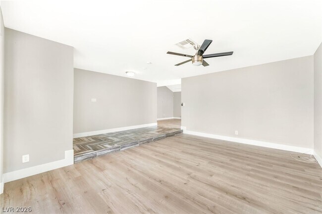 Photo - 1713 Barnard Dr