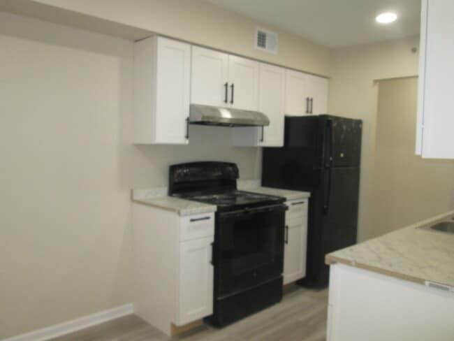 Photo - 920 Casey Ct Unit 4