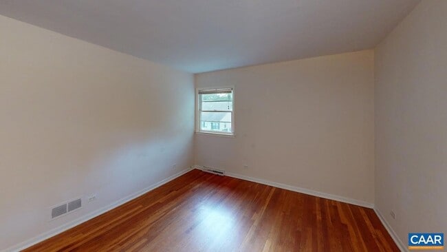 Photo - 130 Apple Tree Rd Unidad B