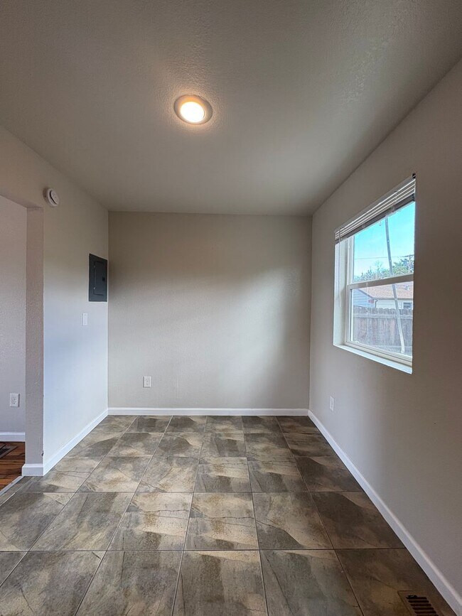 3230 W 55th Pl Unidad 02