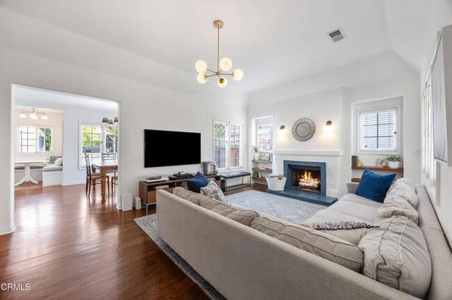 Photo - 1869 Galbreth Rd