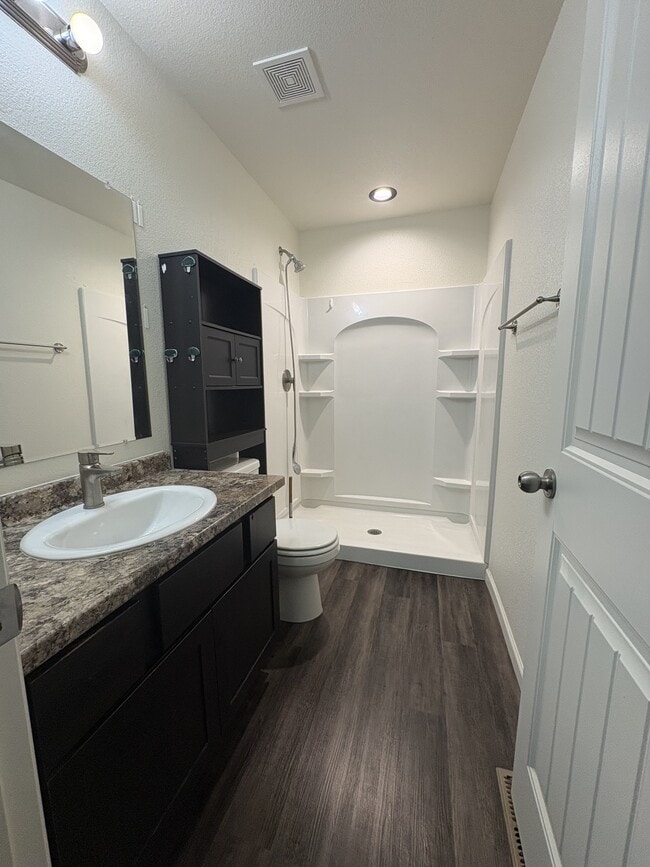 Photo - 507 Foxtail Pl