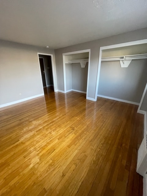 Photo - 484 Tolland St