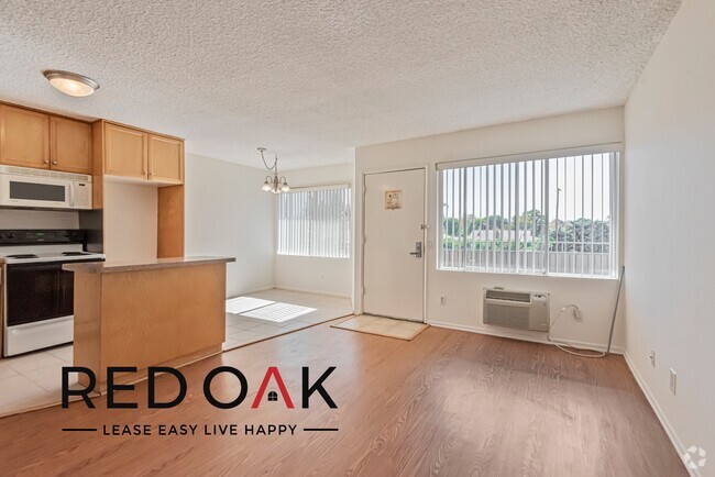 Building Photo - Spacious Jr One Bedroom with Large Sunny W... Unit 222 Rental