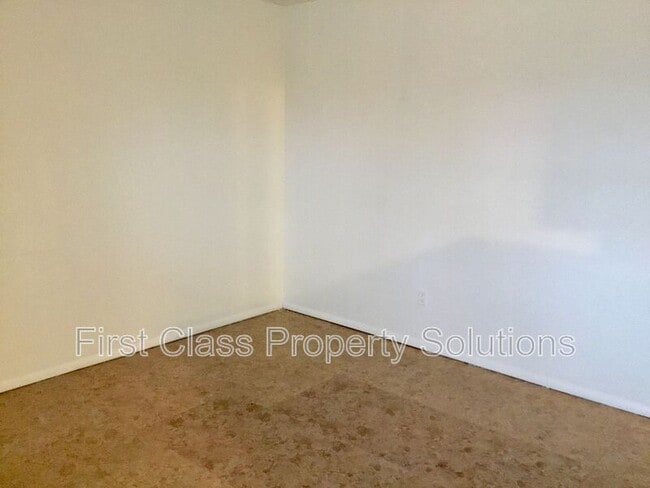 Photo - 1104 N Carol Ln
