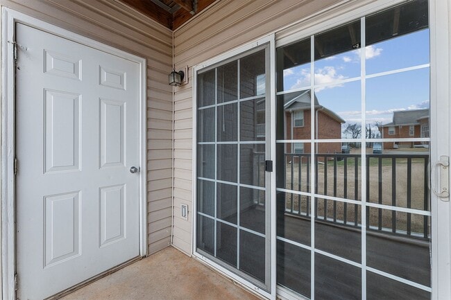 Photo - Creekside Clearing Apartments