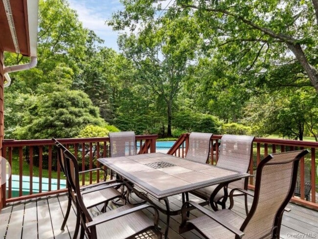 Photo - 12 Hildreth Rd