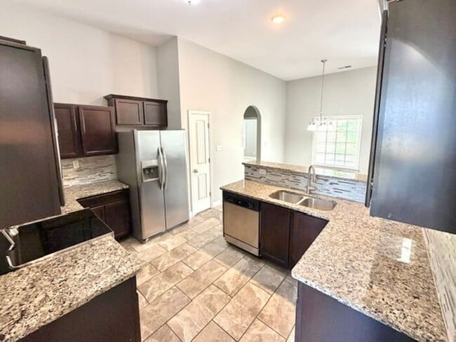 Photo - Now Leasing 4 Bedroom 3 Bath Home In Southeast Memphis off of Riverdale.