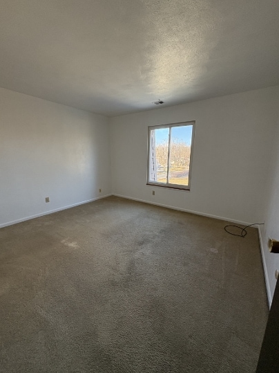 Photo - 8 Griffin Ct Unidad 12