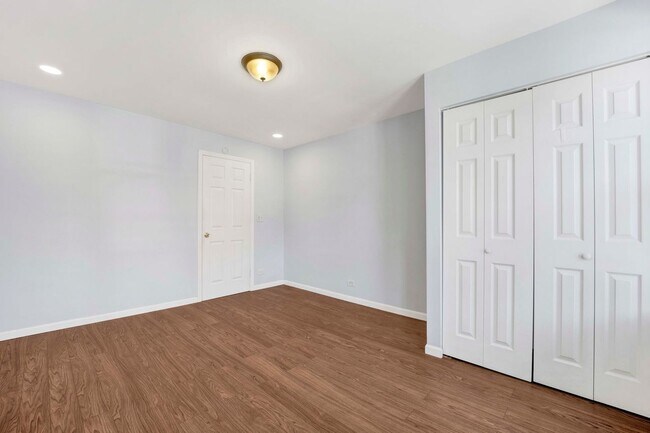 Photo - 465 W 27th St House