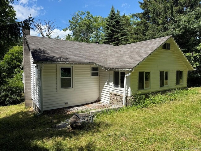 25 Gloria Trail