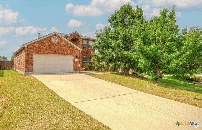 Building Photo - 206 Crowfoot Dr Rental