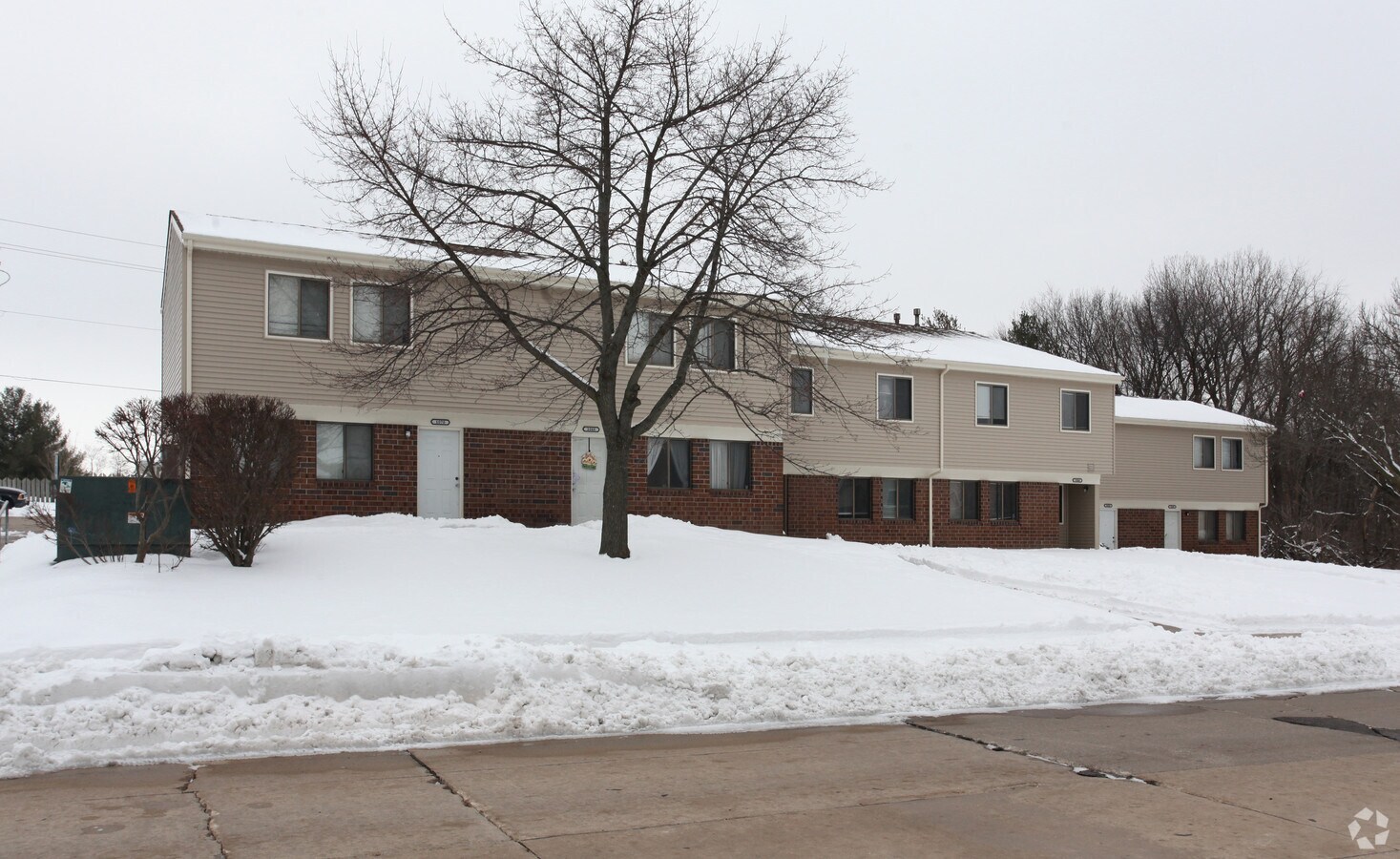 Photo - Deerfield Woods Apartments