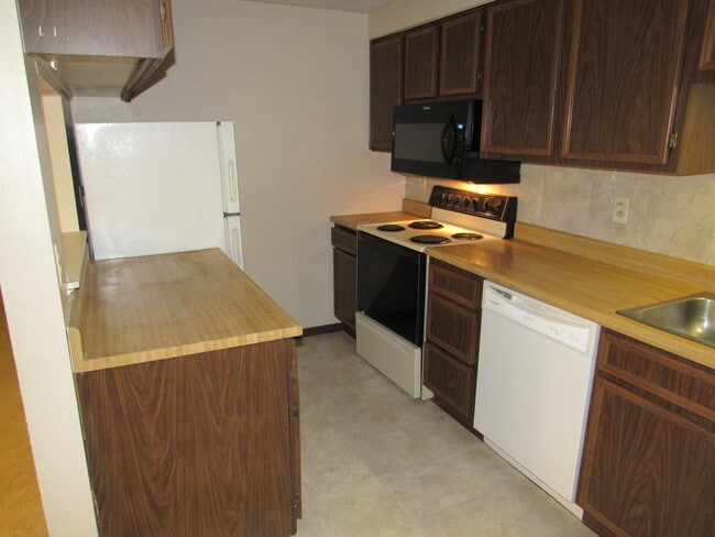 Photo - 27614 Evergreen Run Unit 14