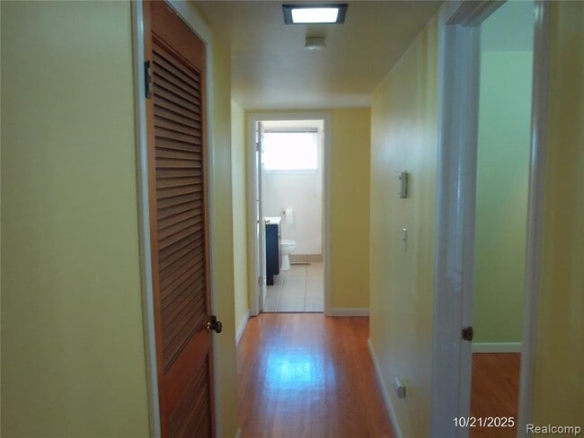 Photo - 762 Ruffner Ave