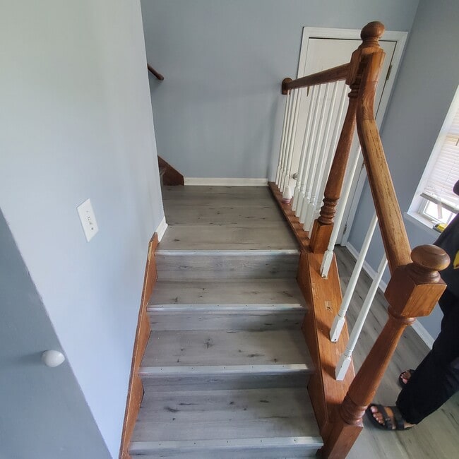 Photo - 1824B Country Hills Dr