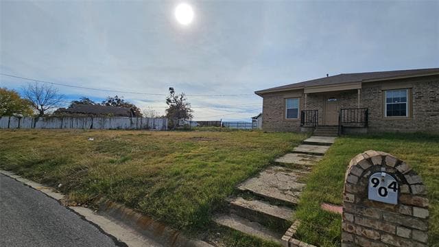 Photo - 904 Duncan St