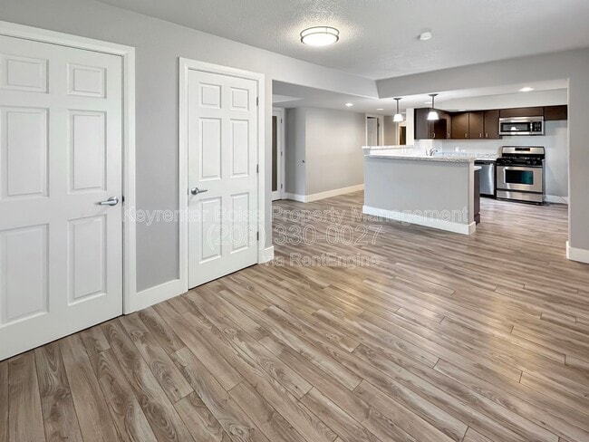 Photo - 10331 Utahna Rd