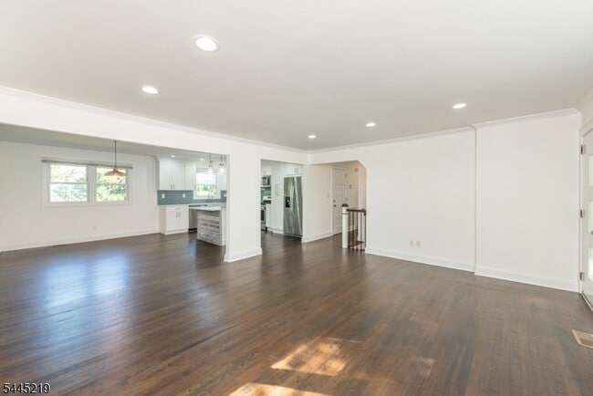 39 Park Terrace N