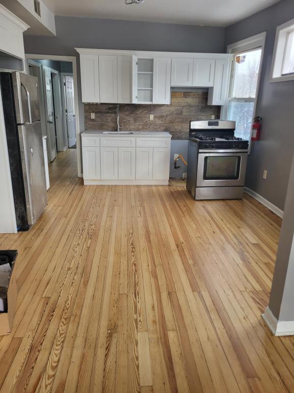 Photo - 93 Hopkins Pl