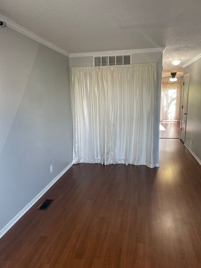 Photo - Townhouse for rent 2 bed 1.5 bath Castle Rock Co