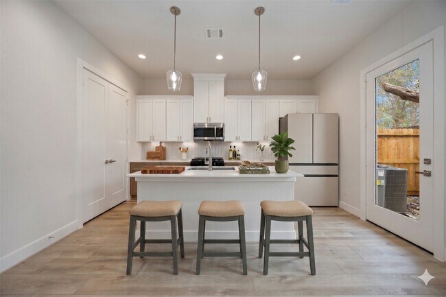 Photo - 6108 De Campo St