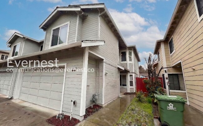 Photo - 4936 Creekwood Dr