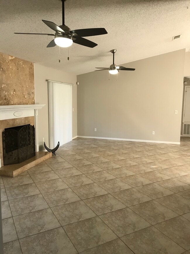Photo - 1633 Martinsville Court