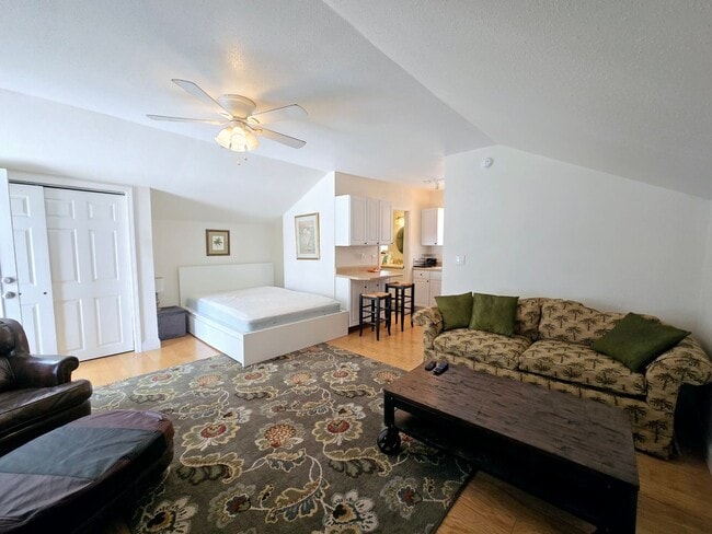 Photo - Charming Upstairs Studio Apartment | 4805 Valhalla Ln, Plant City, FL 33565