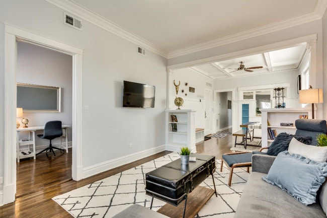 Building Photo - HEC Capital Unit 3