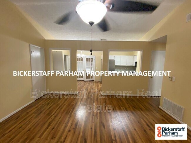 6319 Milgen Rd Unit 4