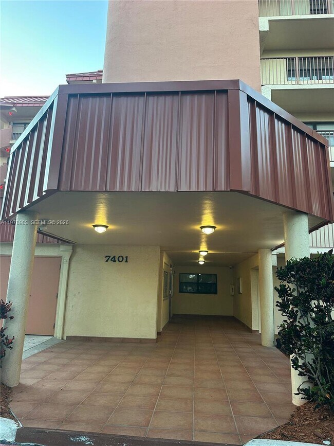 7401 NW 16th St Unidad 407