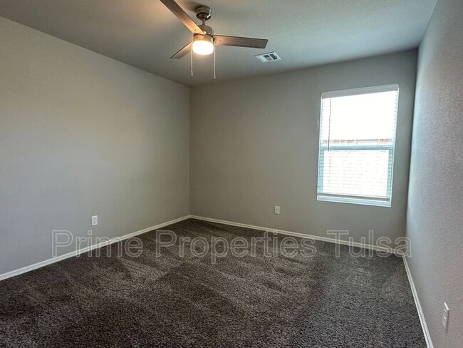 Photo - 13441 S 72nd Ct E