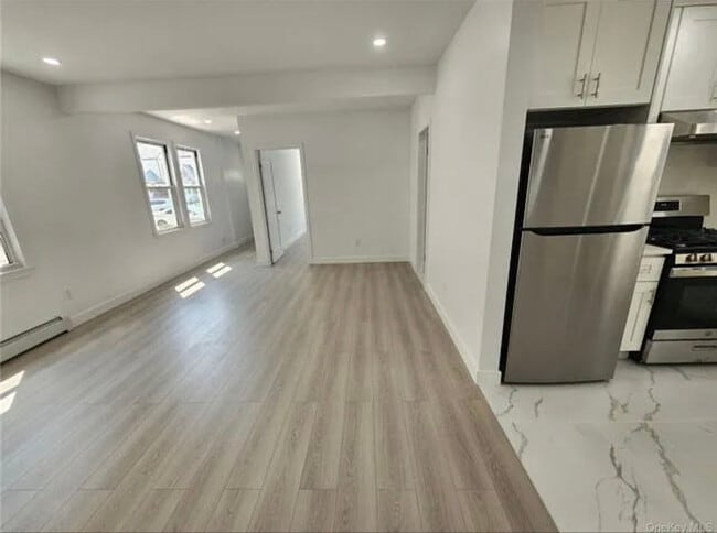 Photo - 45-58 172nd St