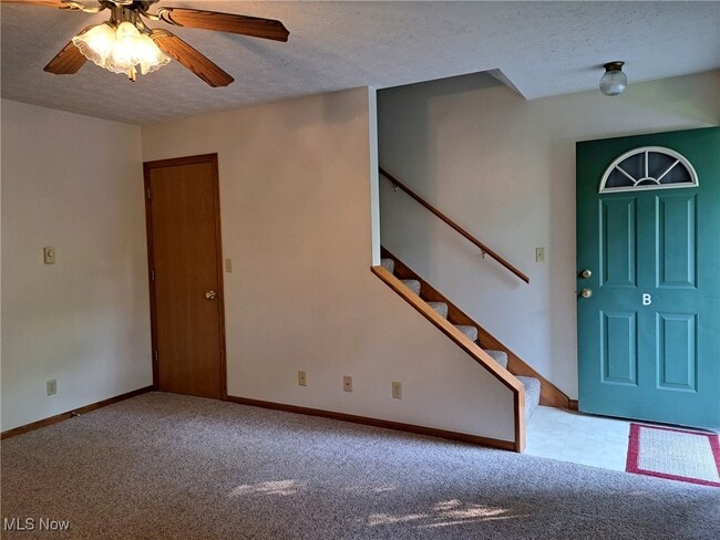 Photo - 6 Sunrise Dr Unit B