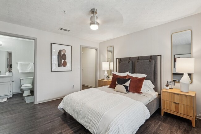 Spacious Bedroom at Gwinnett Pointe Apartments in Norcross, GA 30093 - Gwinnett Pointe Apartments