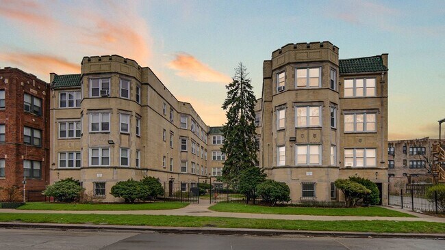 Photo - 7017 S Merrill Ave Unit 305