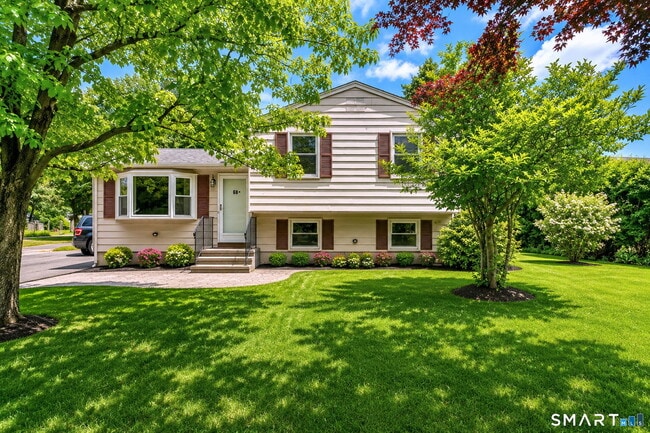 Photo - 68 Pond Hill Rd
