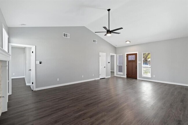 Photo - 1602 Chowan Pl