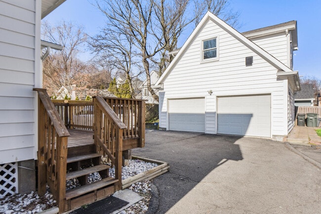 Photo - 4415 Bradley Ln