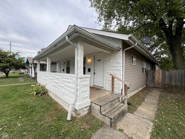 Photo - 1611 S Randolph St