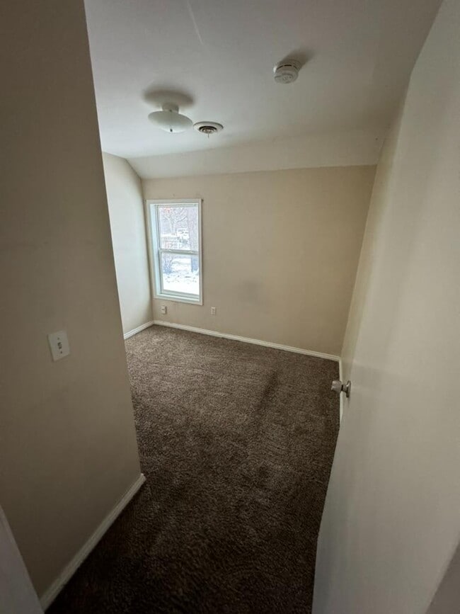 Photo - 3252 Birch Row Dr