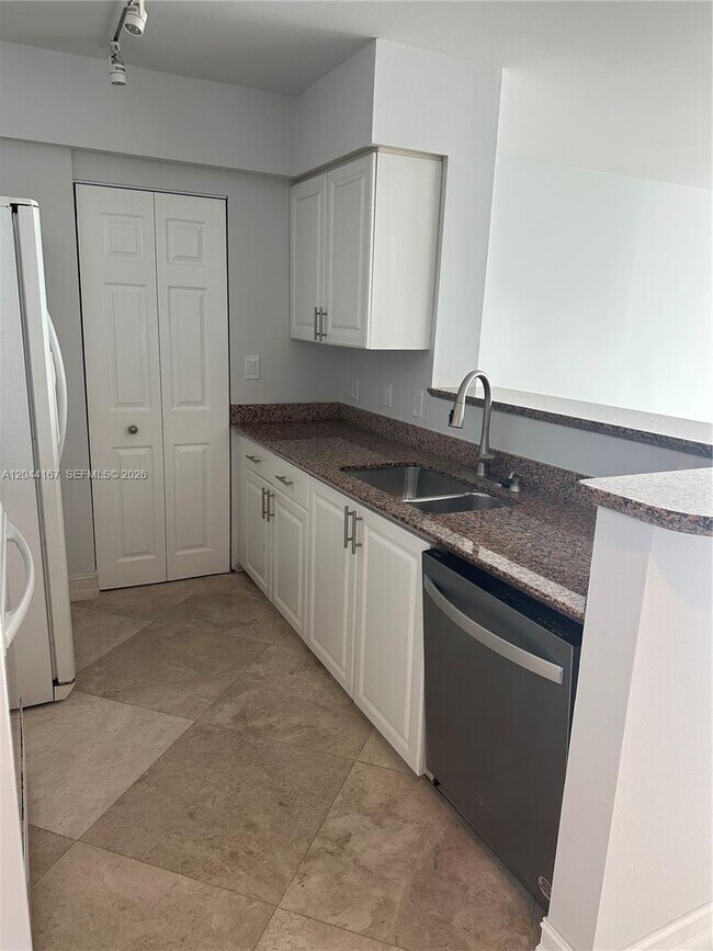 Photo - 1155 Brickell Bay Dr Unit 3107