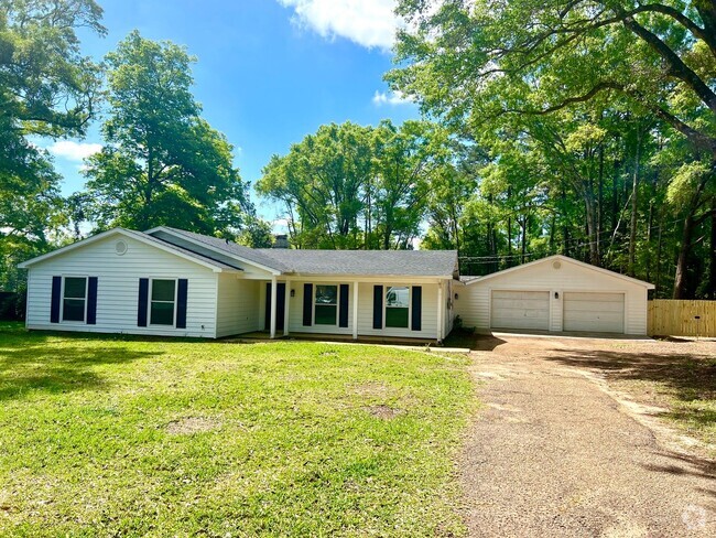 Building Photo - Updated 4/2 in Semmes with Dbl Garage Rental