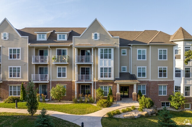 Photo - Hartland Riverwalk