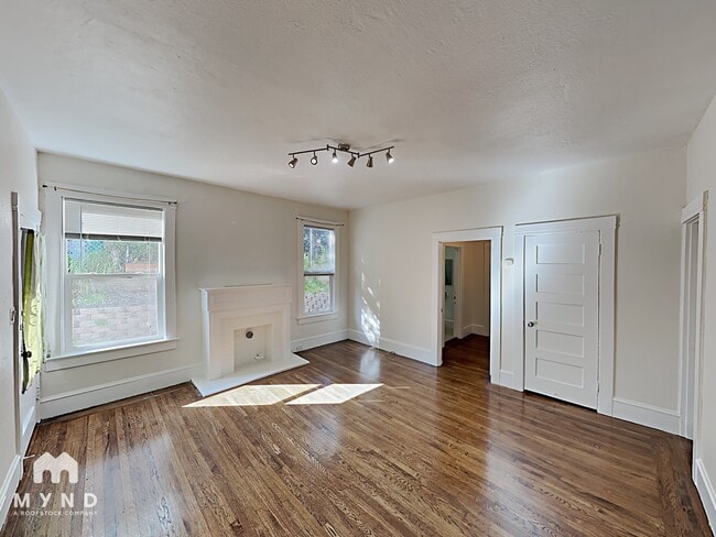 Photo - 1729 4th Ave Unit 1729