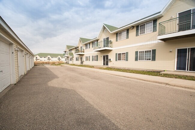 Photo - Pheasant Run Apartments