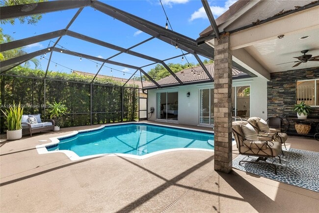 Photo - 1971 Landing Way