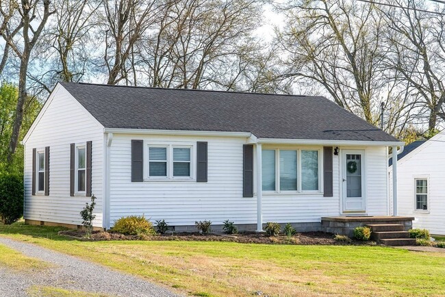 Photo - 341 E Park Ave