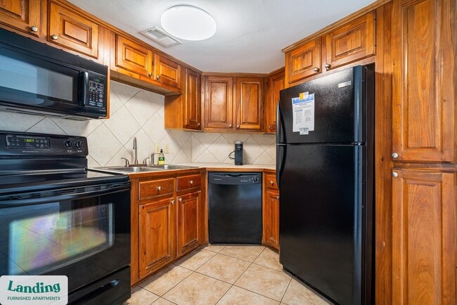 Photo - 1925 N 3rd St Unidad 417.1405983